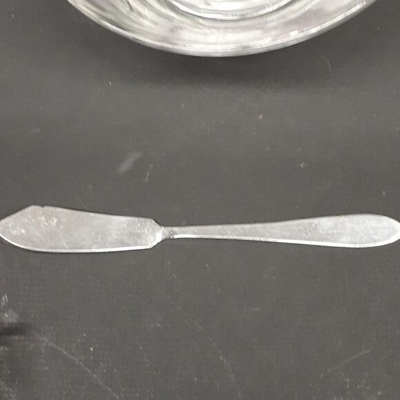 7 pc.bundle Vtg. 4 pc.daisy bowls marked Todd, butter dish/cover/Spreader - Picture 10 of 11